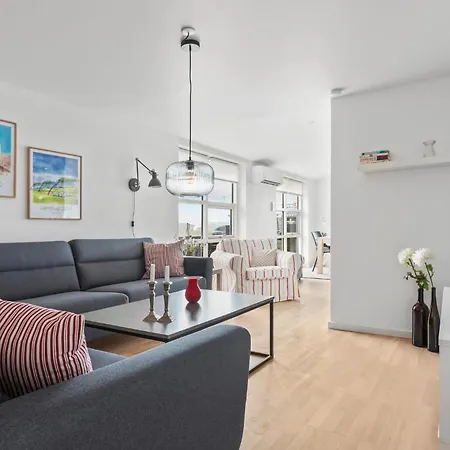 4 Bedroom Stunning In Hjørring
