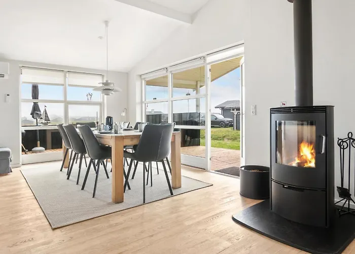 4 Bedroom Stunning In