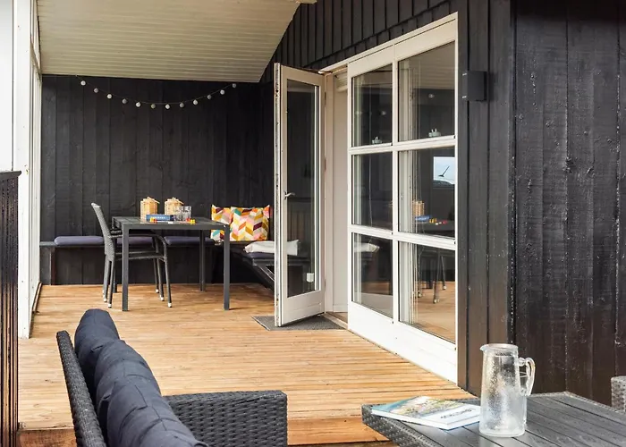 Tatil Evi 4 Bedroom Stunning In Hjørring