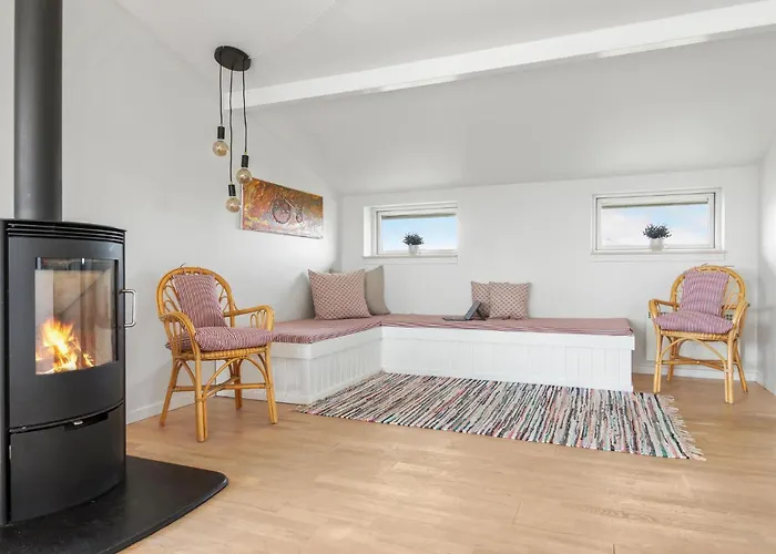 4 Bedroom Stunning In *